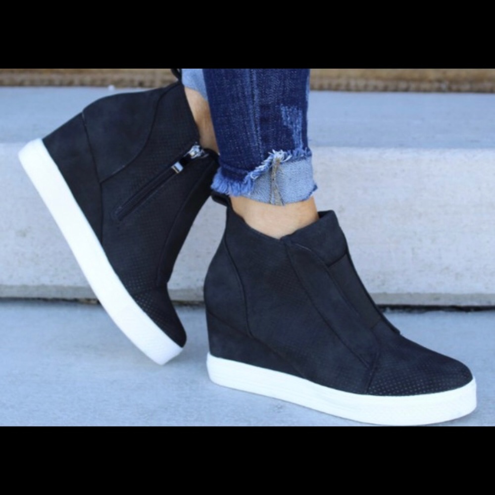 Wedge Sneakers Black